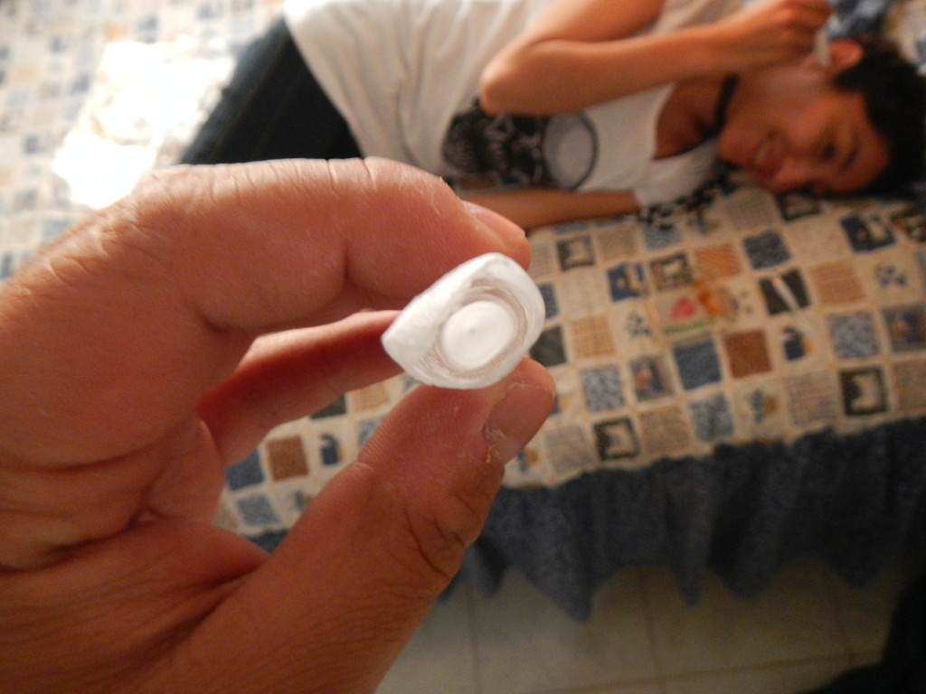 Limpieza De Oidos Con Conos Utilizando los conos de cera para tapones de oidos – Anibal Santos